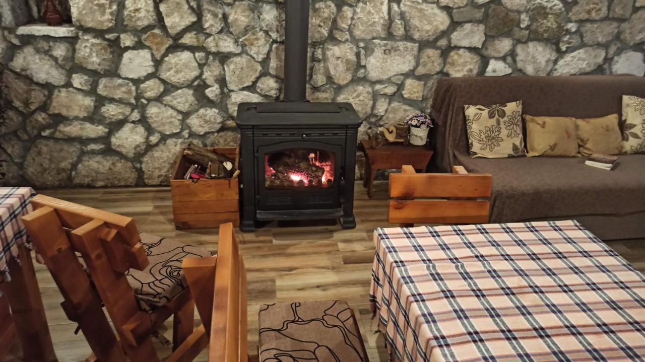 Village House - Novak Rijecani Rijeka Crnojevića Esterno foto