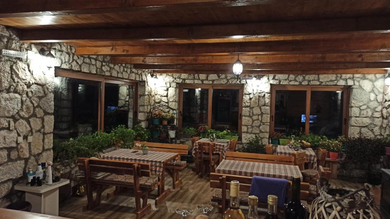 Village House - Novak Rijecani Rijeka Crnojevića Esterno foto